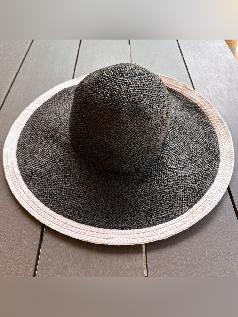 Jennifer Lopez Black and White Wide Brim Hat